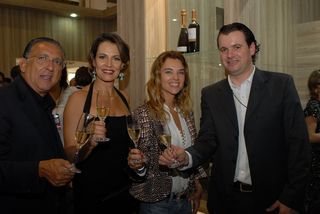 Vips prestigiam evento de vinhos em SP