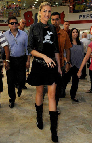 Estilo famosas: Com que bota você vai?