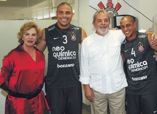 Lula e d. Marisa no Corinthians
