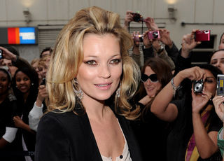 Kate Moss em lançamento fashion
