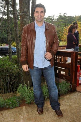 Edu Guedes aproveita festa em Campos