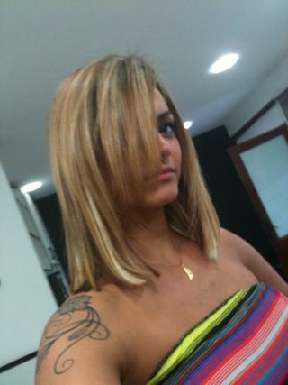 Kelly Key radicaliza e muda o visual