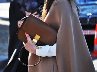 AGORA É MODA: Livre, leve e midi!