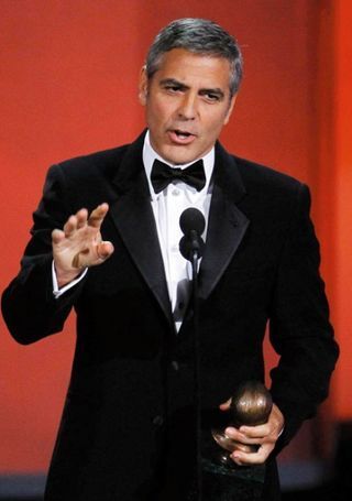 George Clooney contraiu malária no Sudão