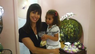 Tania Khalill brilha ao lado da ‘filhota’