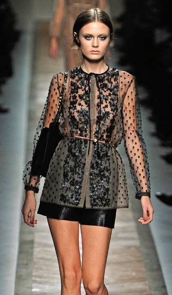 Moda: Ready to Wear Spring 2011: Valentino