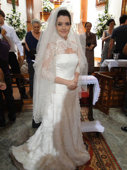 O vestido de noiva de Felícia em Passione