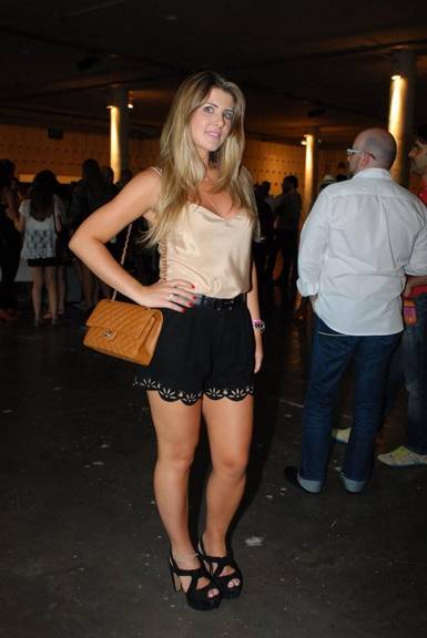 SPFW: Íris Stefanelli em fase mais clean