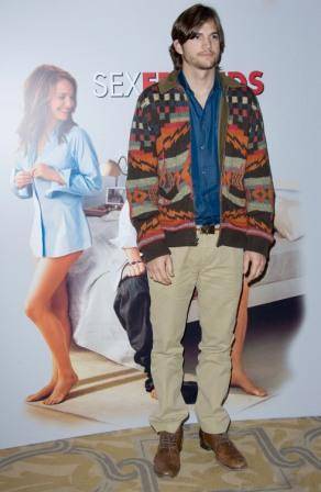 FOTO: Look despojado de Ashton Kutcher