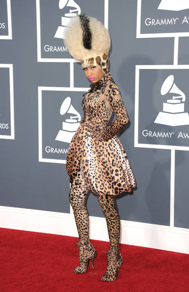 Os piores looks no Grammy Awards