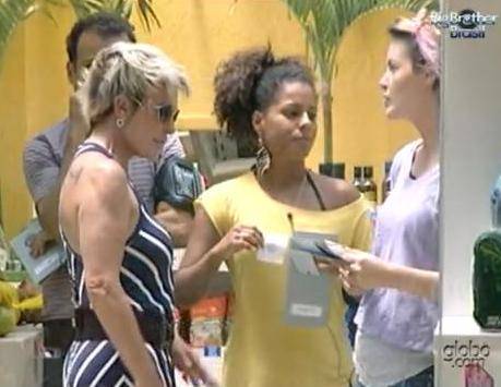 Ana Maria Braga visita a casa do BBB