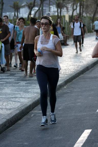 FOTO: A malhação de Juliana Didone