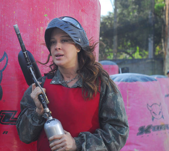 Divertidos looks de Claudia Raia em Ti-Ti-Ti