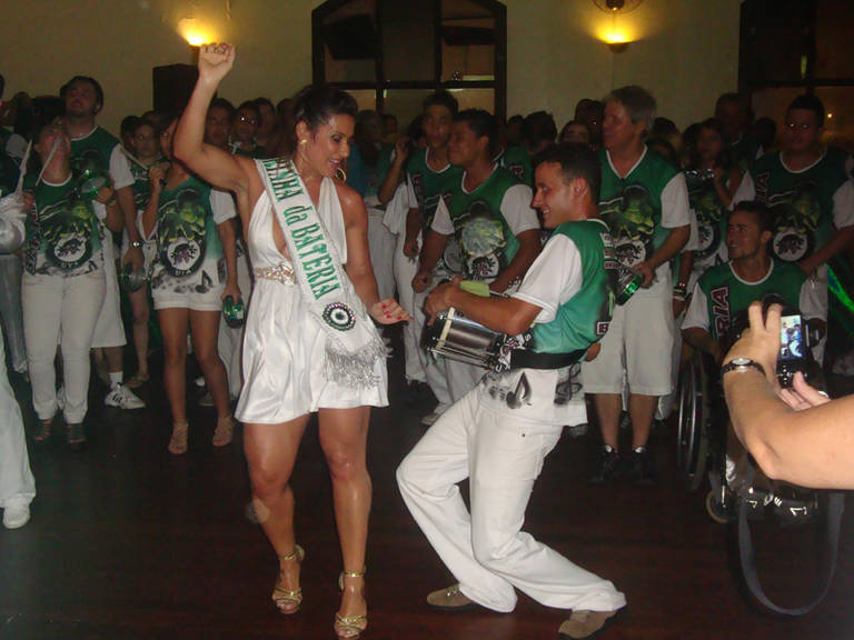FOTO: Scheila é madrinha pela 2ª vez