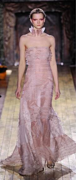 Moda: Haute Couture Spring 2011: Valentino