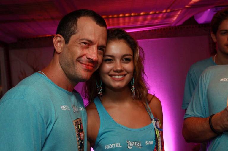 Malvino e Sophie: paixão no carnaval
