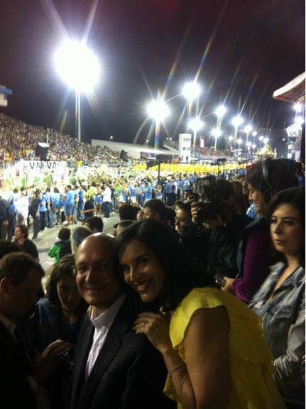 FOTO: Lu e Geraldo Alckmin no sambódromo