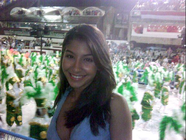 Juliana Xavier é fã do carnaval