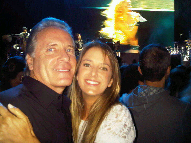 Tici Pinheiro: carnaval com Shakira