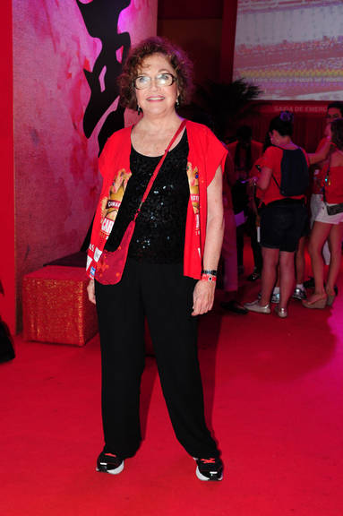 Nathalia Timberg: folia no camarote CARAS