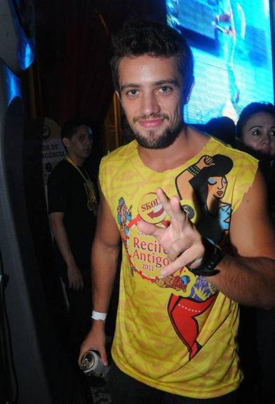 Famosos no show de Marcelo D2 em Recife