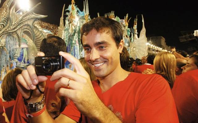 Ricardo Pereira registra panorâmica dos desfiles