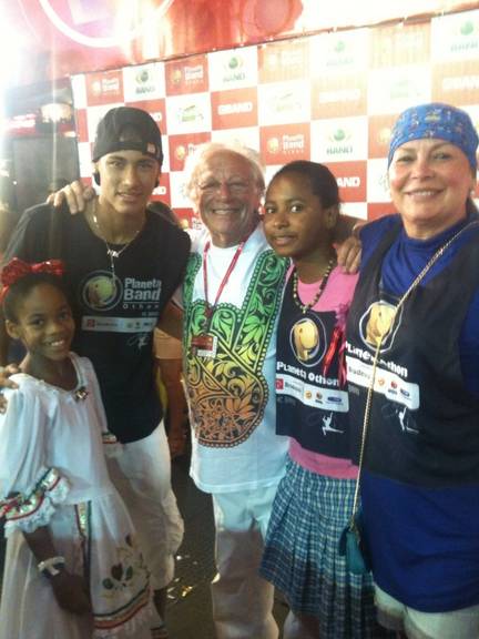 FOTO: Neymar na folia de Salvador