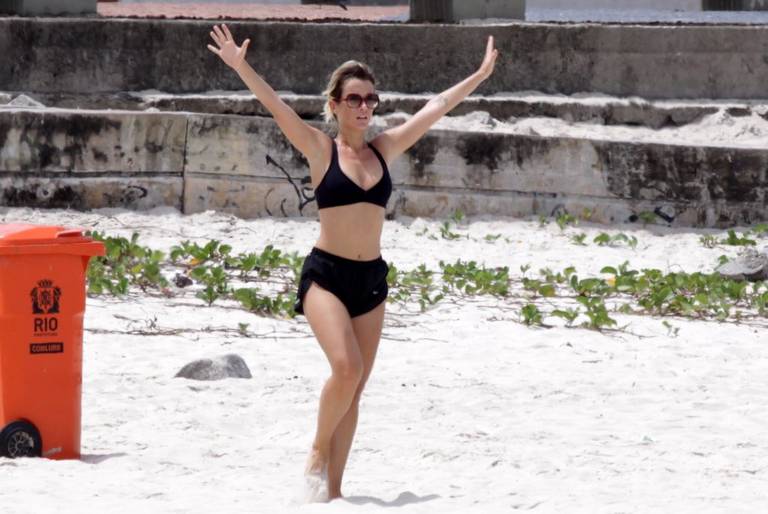 FOTO: A boa forma de Juliana Didone