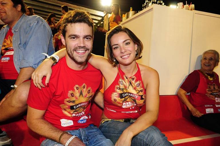 Regiane Alves: amor no Camarote CARAS