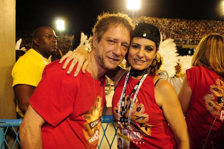 TV CARAS: Fernanda Abreu estilosa