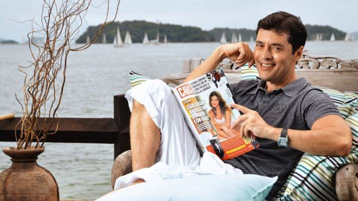 Tiago Santiago: Solteiro