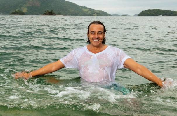 Alexandre Borges abraça o sucesso