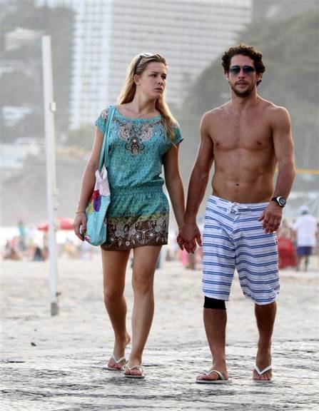 Pombinhos Fiorella Mattheis e Flávio Canto