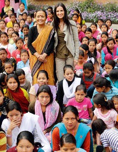 Estrela Demi Moore e Anuradha Koirala