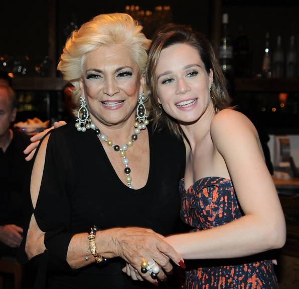 Mariana e Hebe brilham em evento