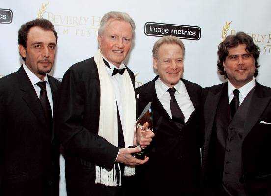 Jon Voight: Láurea em Beverly Hills