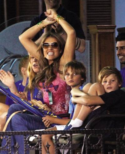 Liz Hurley