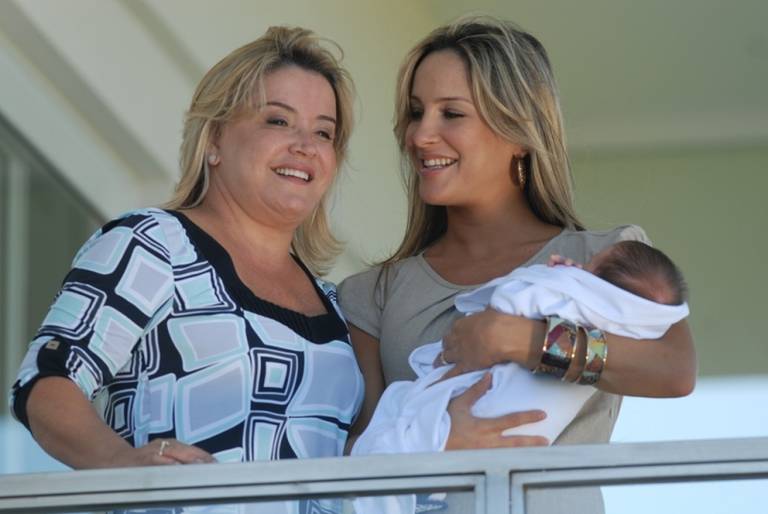 Claudia Leitte: mãe e filha