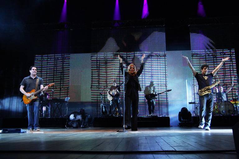 Retorno: Kid Abelha lota show em SP