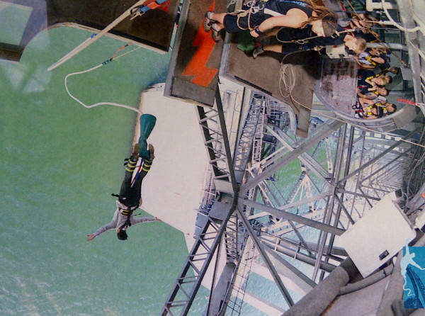 FOTO: Katy Perry salta de bungee jump