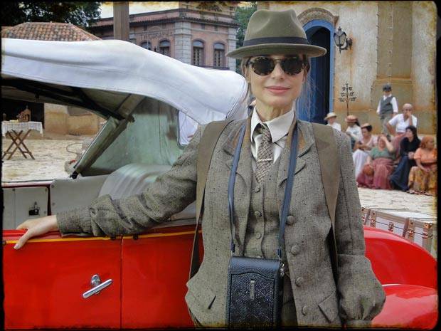 O look de Paula Burlamaqui em ‘Cordel’