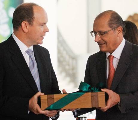 Alckmin recebe o príncipe Albert II em SP