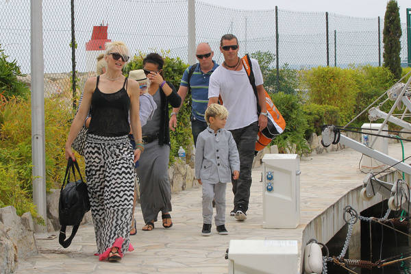 Gwen Stefani em Cannes com família