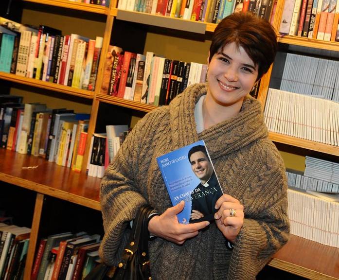 Mariana Godoy: lançamento de livro em SP