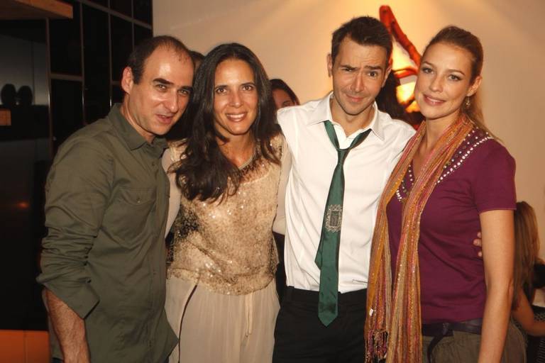 Piovani e vips prestigiam a moda