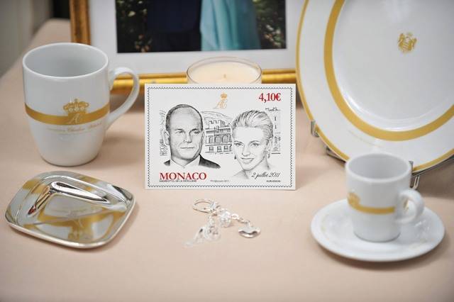 Os souvenirs do casamento de Albert II