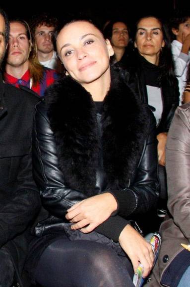Suzana Pires vai ao Fashion Rio