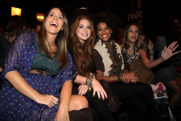 Famosos no 2º dia do Fashion Rio