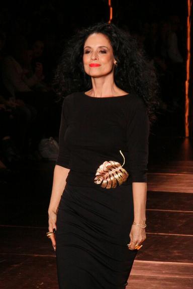 Sonia Braga arrasa na passarela