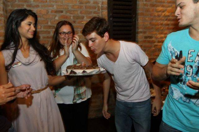 João Vithor ganha festa no Rio